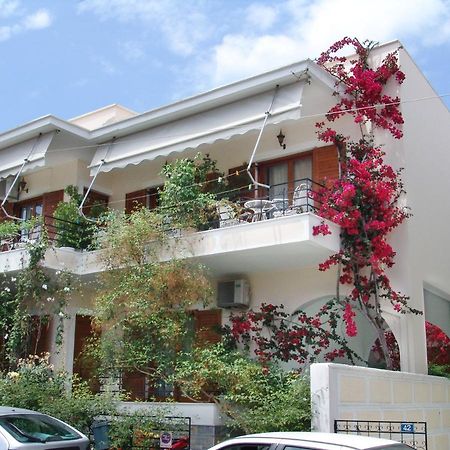 Filoxenia Apartments Мітіліні Екстер'єр фото