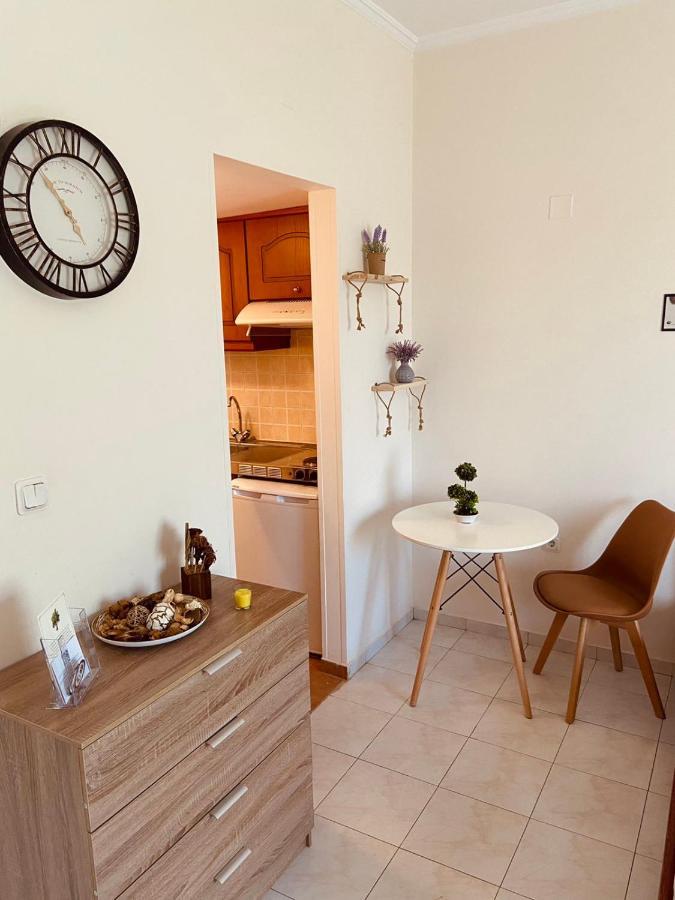 Filoxenia Apartments Мітіліні Екстер'єр фото