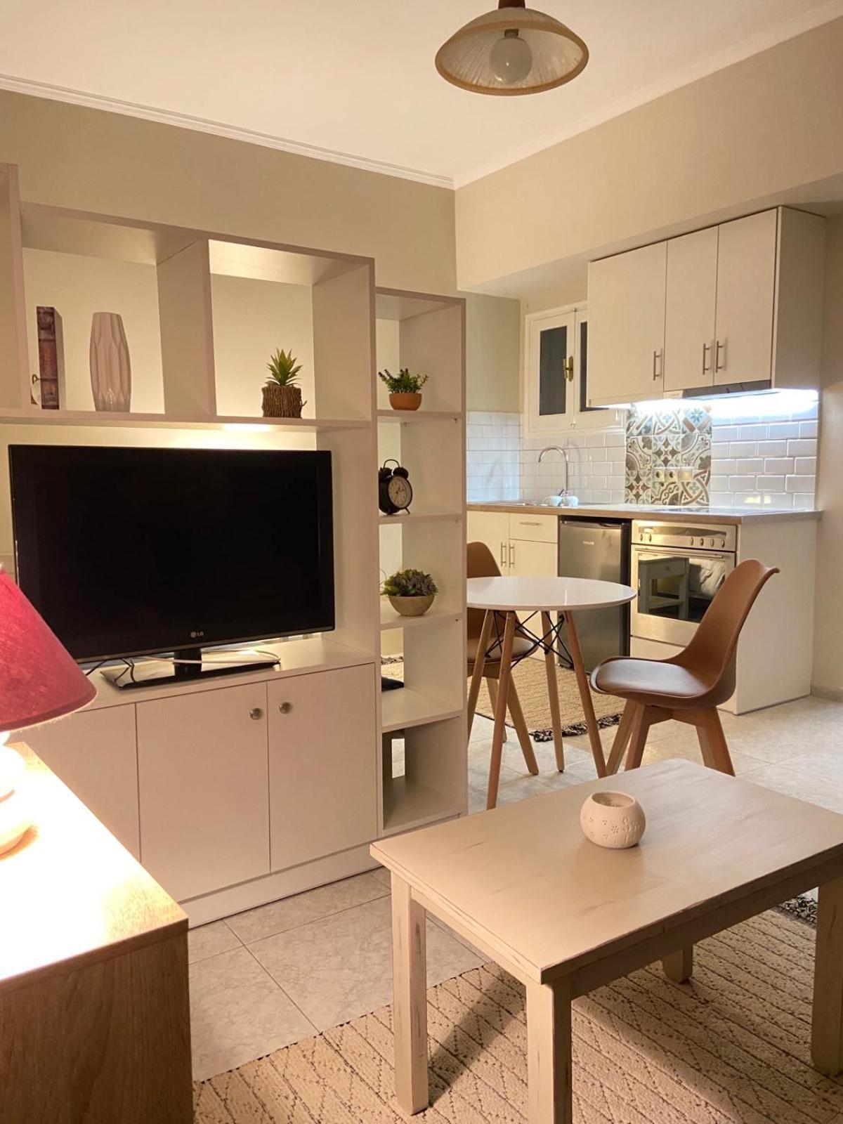 Filoxenia Apartments Мітіліні Екстер'єр фото
